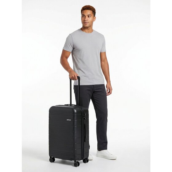 American Tourister Novastream 4 wielen Trolley 67 cm met uitbreidingsplooi