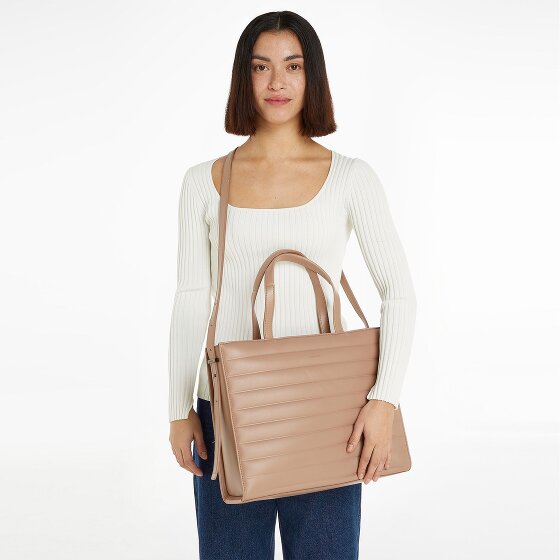 Calvin Klein Line Quilt Schoudertas 38 cm