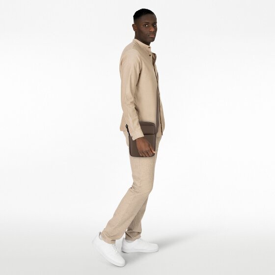 Lacoste Core Essentials Men S Classic Schoudertas 15 cm