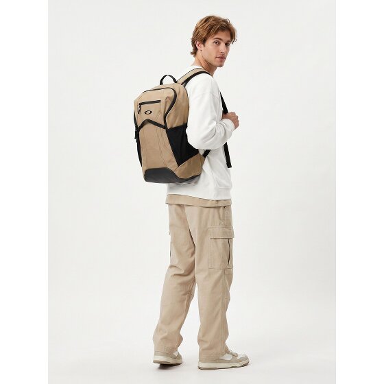 Oakley Enduro 20 L Dagrugzak 43 cm Laptopvak