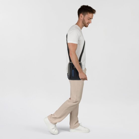 Piquadro Urban Schoudertas Leer 17 cm