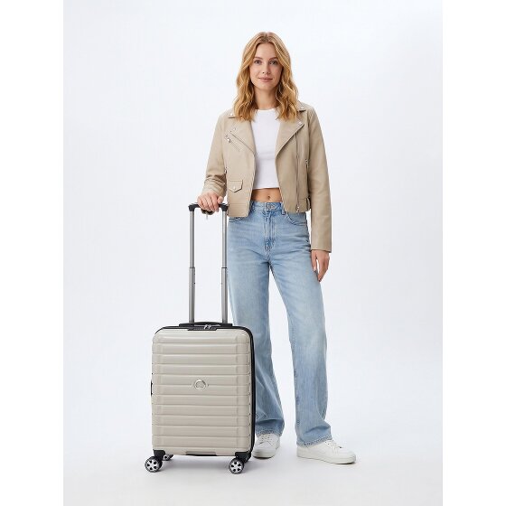 Delsey Paris Shadow 5.0 4 wielen Cabinewagen 55 cm met uitbreidingsplooi