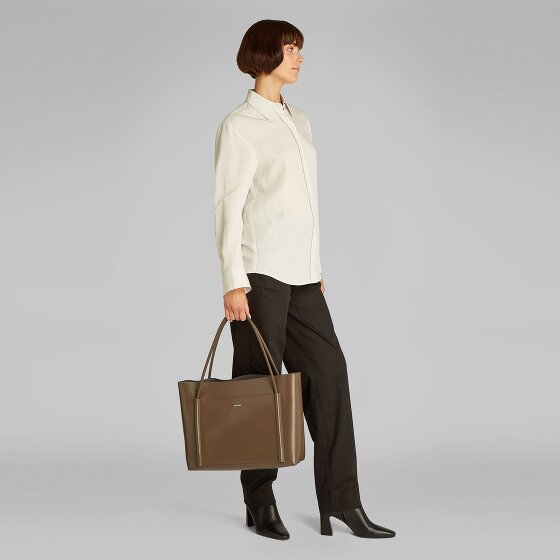 Calvin Klein CK Essential Shopper Tas 43 cm Calvin Klein CK Essential Shopper Tas 43 cm