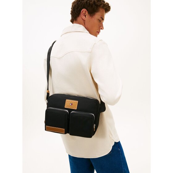 Tommy Hilfiger TH Flag Schoudertas 29.5 cm