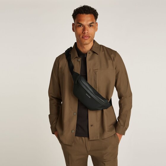 Calvin Klein CK Must Fanny pack 28 cm Calvin Klein CK Must Fanny pack 28 cm