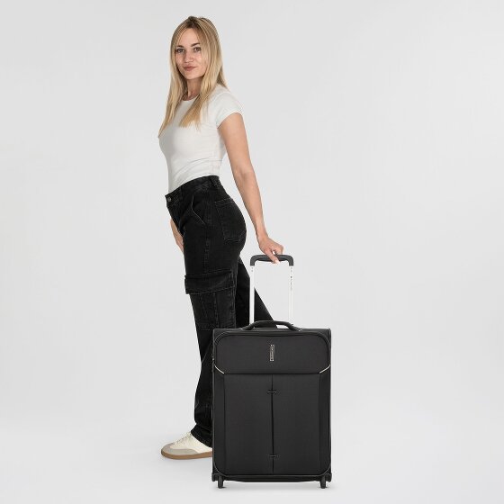 Roncato Ironik 2.0 4 wielen Cabinewagen 55 cm met uitbreidingsplooi