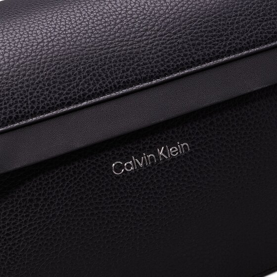 Calvin Klein CK Must Toilettas 23 cm