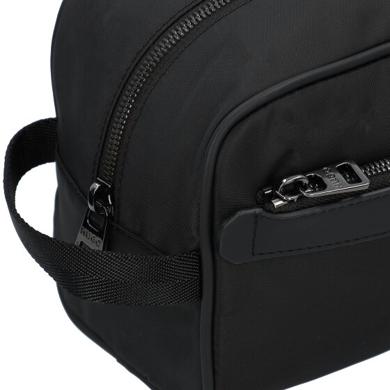 Hugo Nesh Toilettas 24 cm Hugo Nesh Toilettas 24 cm