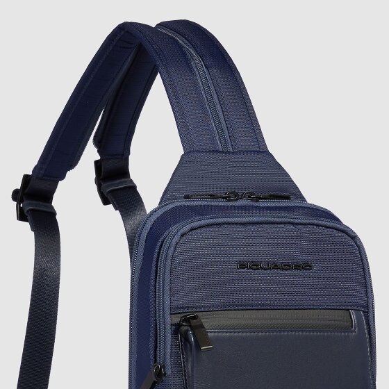 Piquadro S136 schoudertas 31,5 cm