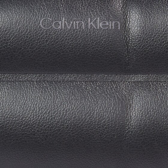 Calvin Klein Line Quilt Handtas 19.5 cm Calvin Klein Line Quilt Handtas 19.5 cm