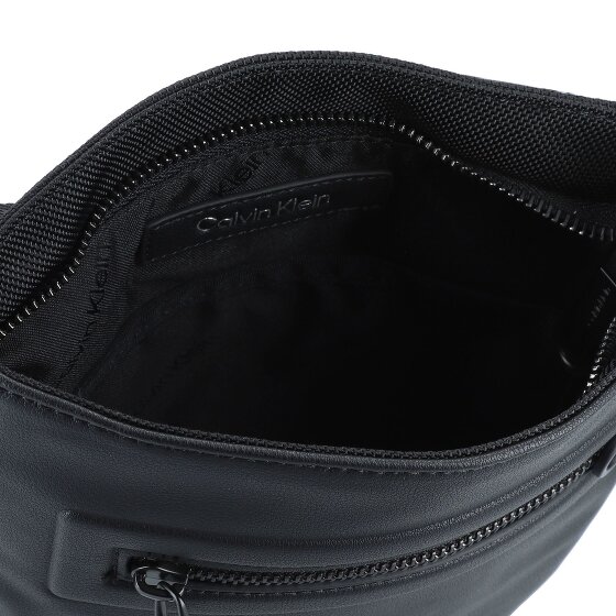 Calvin Klein CK Elevated Schoudertas 21.5 cm