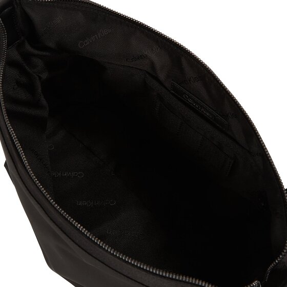 Calvin Klein Est. Nylon Schoudertas 30.5 cm