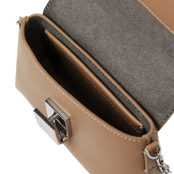 Calvin Klein CK Plaque Mini tas Schoudertas 17.5 cm Calvin Klein CK Plaque Mini tas Schoudertas 17.5 cm