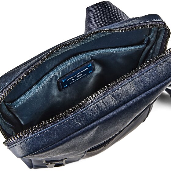 Piquadro Schoudertas Leer 27 cm