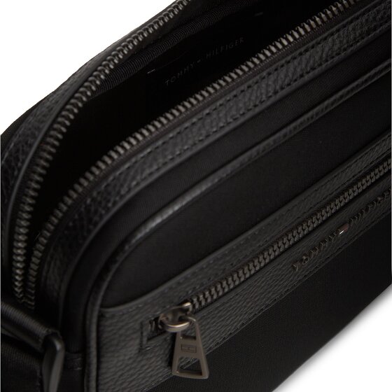 Tommy Hilfiger TH Repreve Schoudertas 24 cm