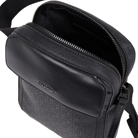 Calvin Klein CK Sleek Mini tas Schoudertas 16.5 cm Calvin Klein CK Sleek Mini tas Schoudertas 16.5 cm