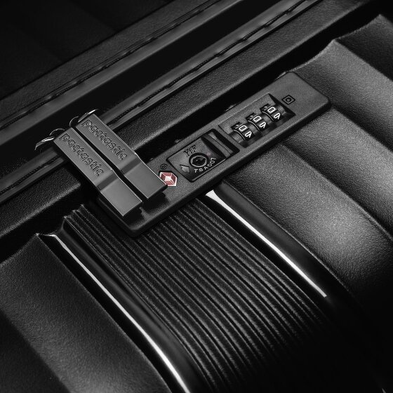 Pactastic Collection 02 THE THREE SET 4 wielen Kofferset 3-delig