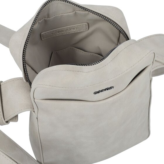 Calvin Klein CK Refined Mini tas Schoudertas 17 cm