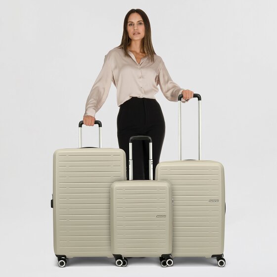 American Tourister Aerojoy 4 wielen Kofferset 3-delig met uitbreidingsplooi
