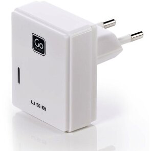 Go Travel Dubbele USB oplader voor Micro USB + Apple apparaten UK Go Travel Dubbele USB oplader voor Micro USB + Apple apparaten UK